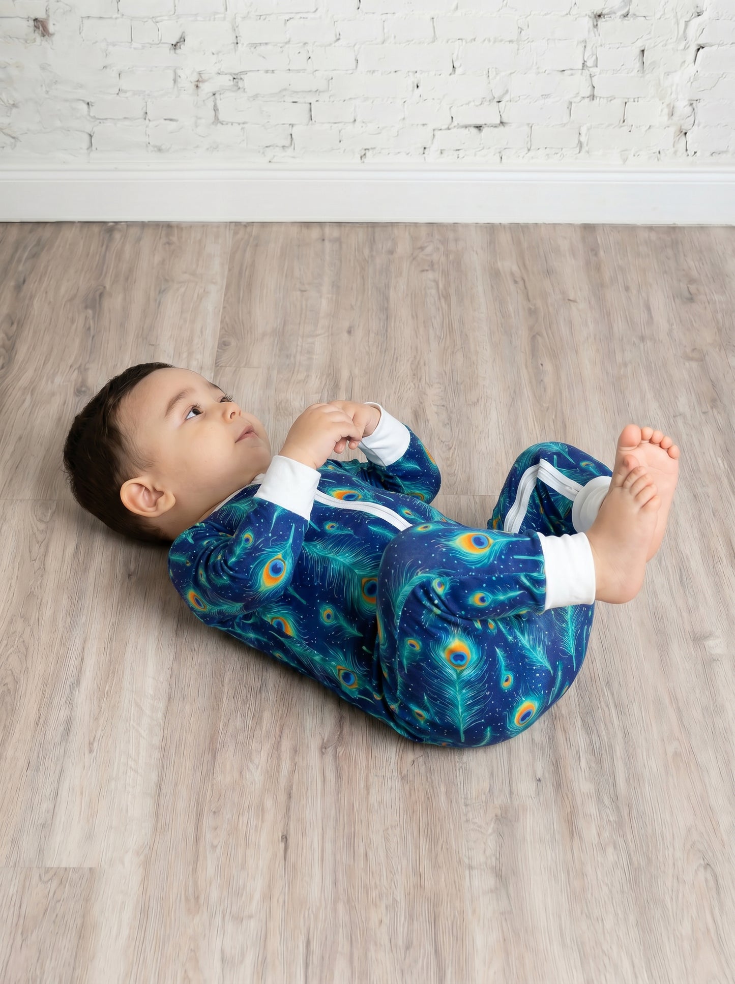 Bamboe Baby Boxpakje - Tweewegritssluiting en Ingebouwde Wantjes & Sokjes - Blauw met Pauwenveren - Kraamcadeau - Jongens en Meisjes Romper